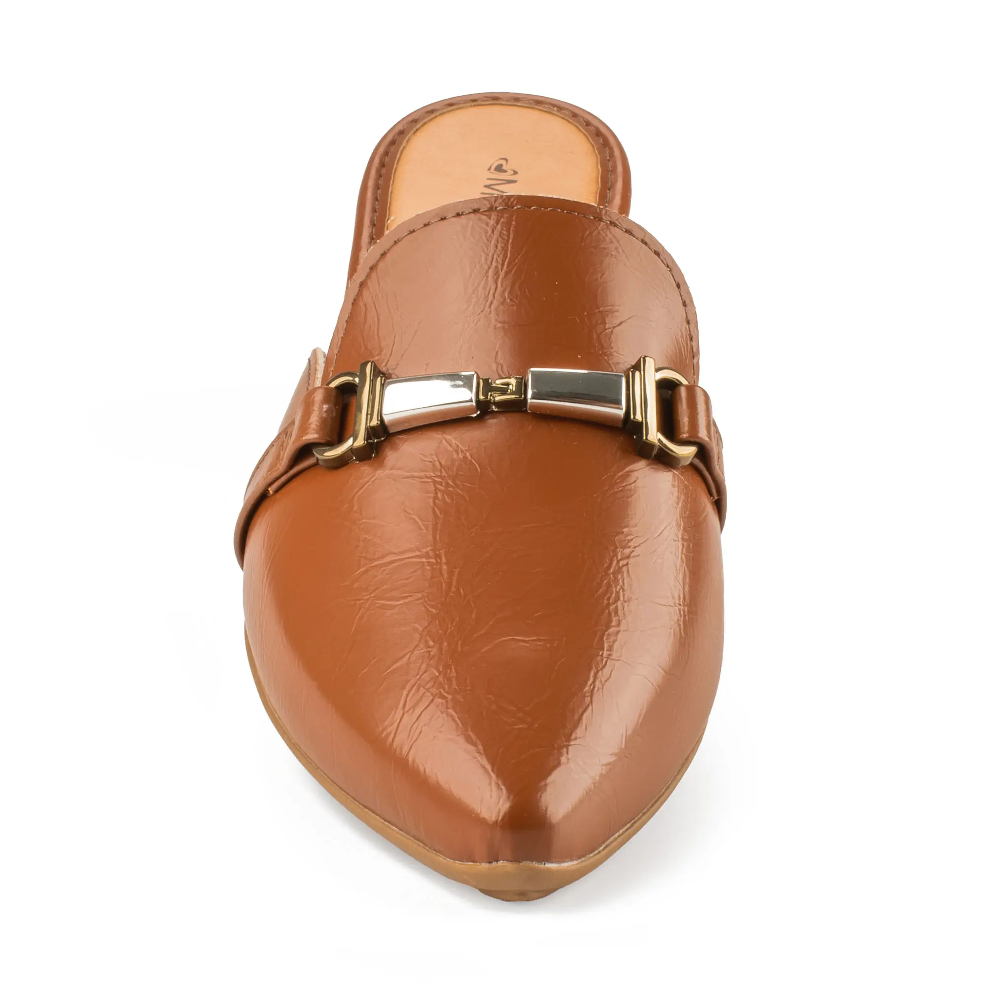 Imagem lateral do mule Mississipi caramelo mostrando ajuste e conforto